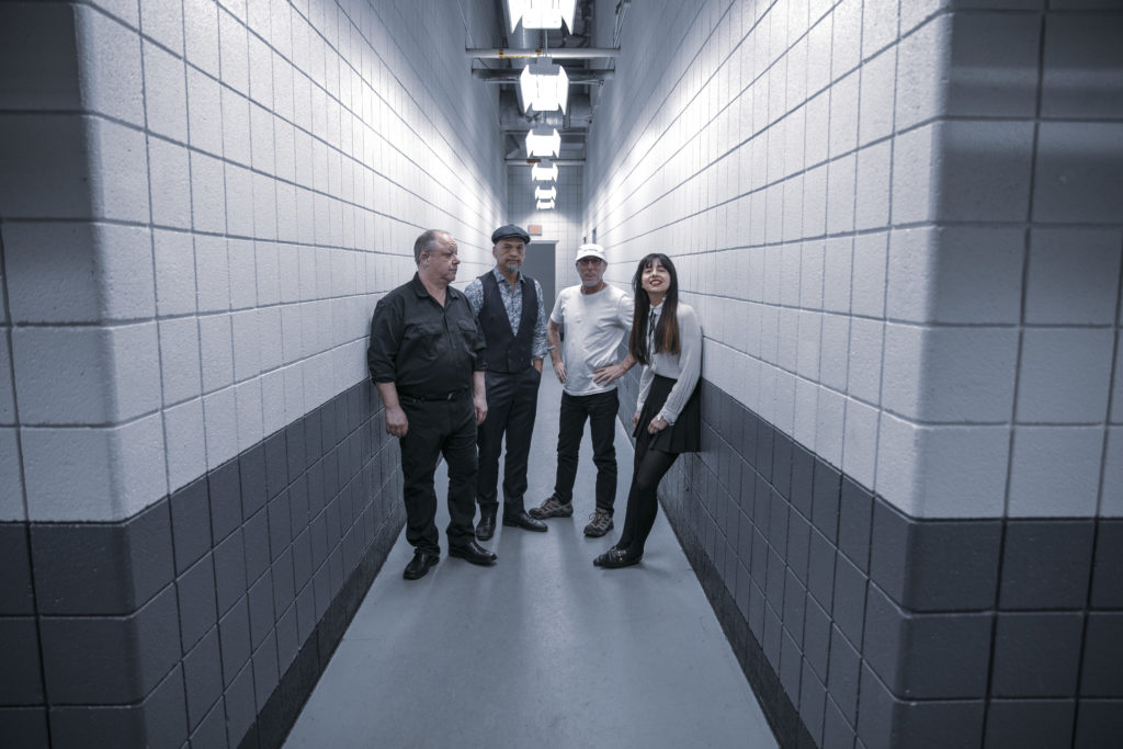 PIXIES: due date in Italia ad ottobre