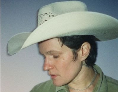 ADRIANNE LENKER (Big Thief): il video del nuovo singolo “Ruined”