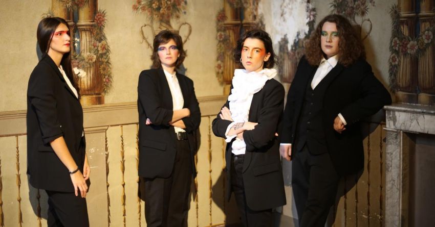 Nuove radici: intervista a Viadellironia